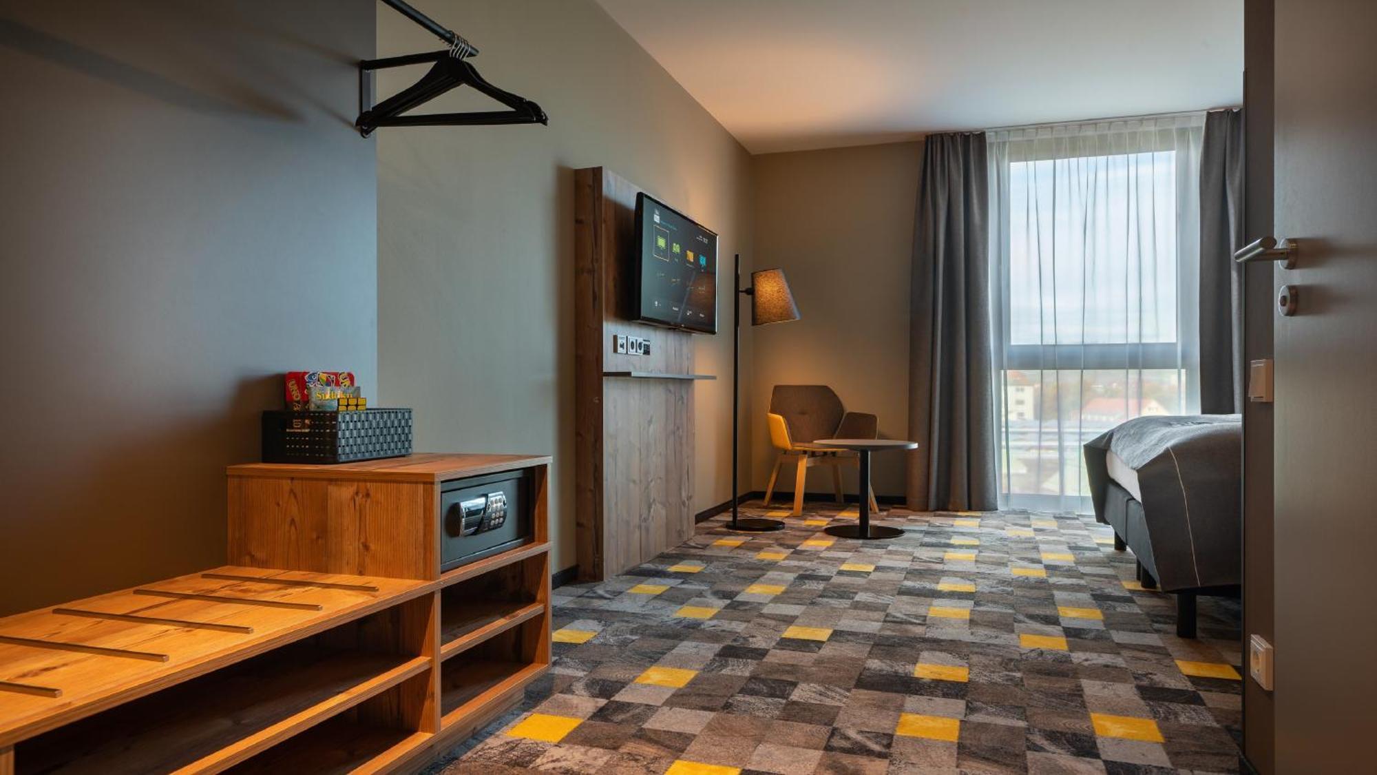 Holiday Inn - The Niu, Timber Esslingen By Ihg Esslingen am Neckar Exteriér fotografie